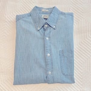 Slim organic cotton chambray shirt in five-year wash